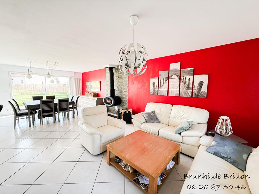 COURRIERES Semi-plain-pied 190M², 4 chambres, bureau, garage, jardin 5