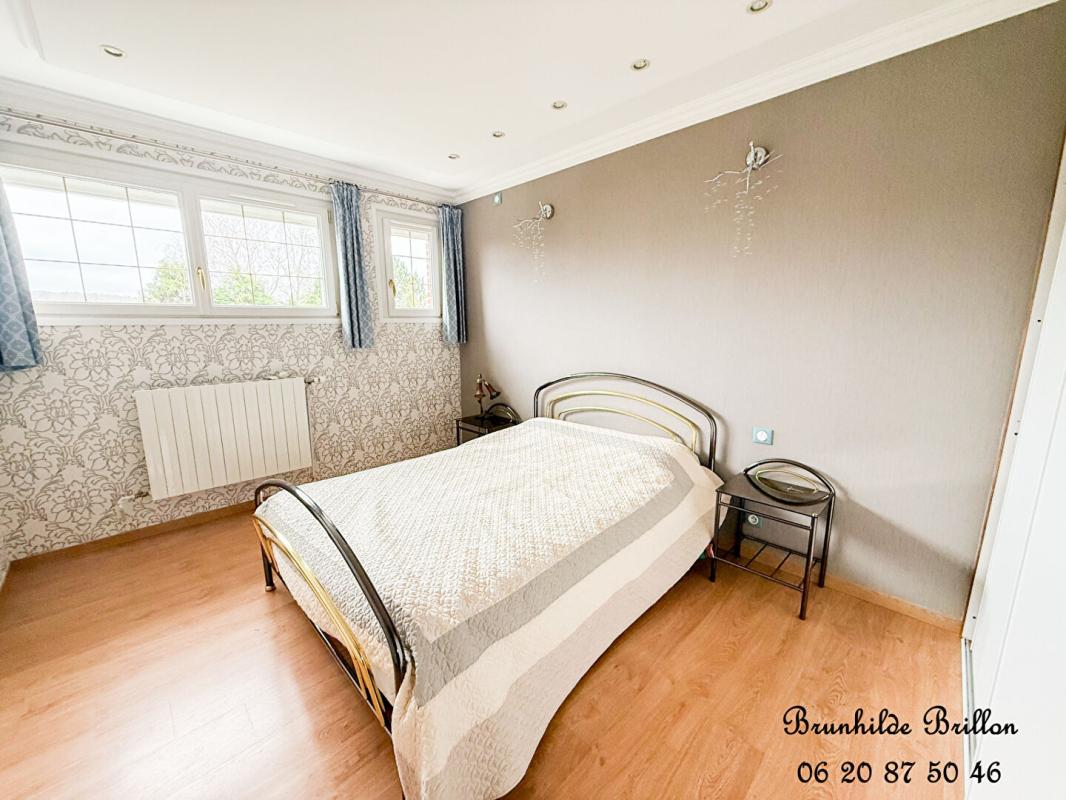 VIMY Maison semi plain-pied 220M², 5 à 6 chambres, sous sol complet jardin paysagé 14