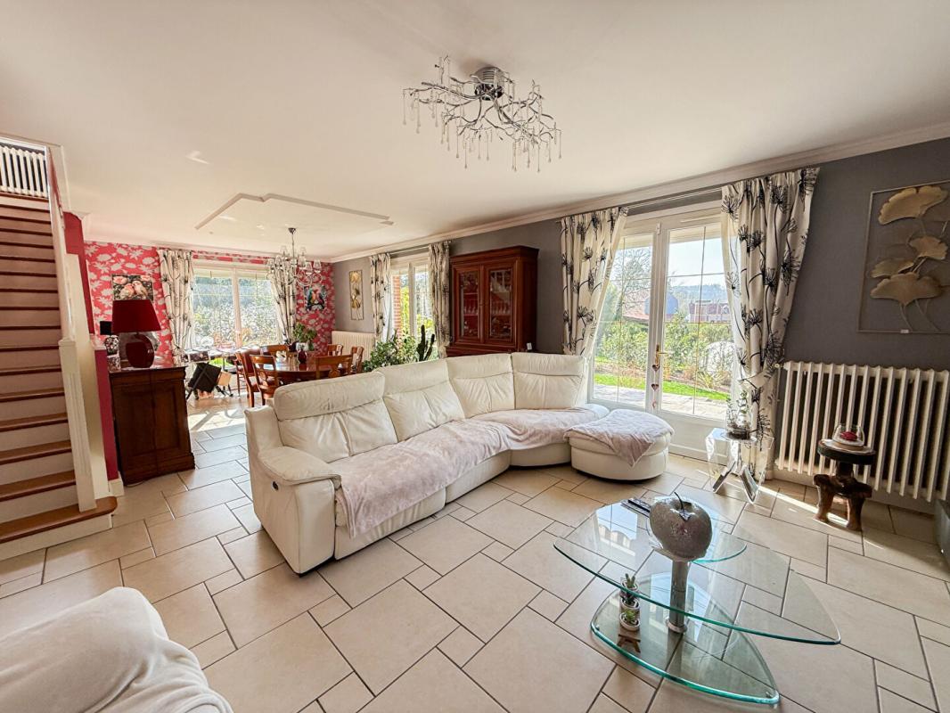 VIMY Maison semi plain-pied 220M², 5 à 6 chambres, sous sol complet jardin paysagé 5