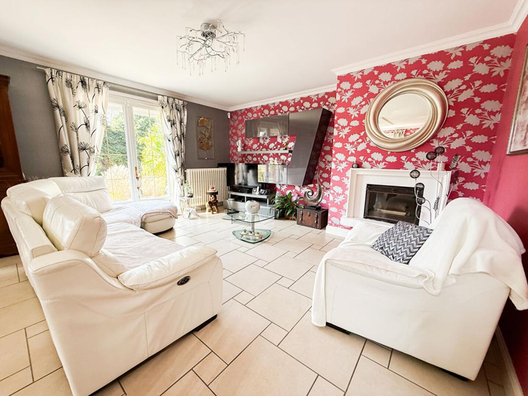 VIMY Maison semi plain-pied 220M², 5 à 6 chambres, sous sol complet jardin paysagé 8