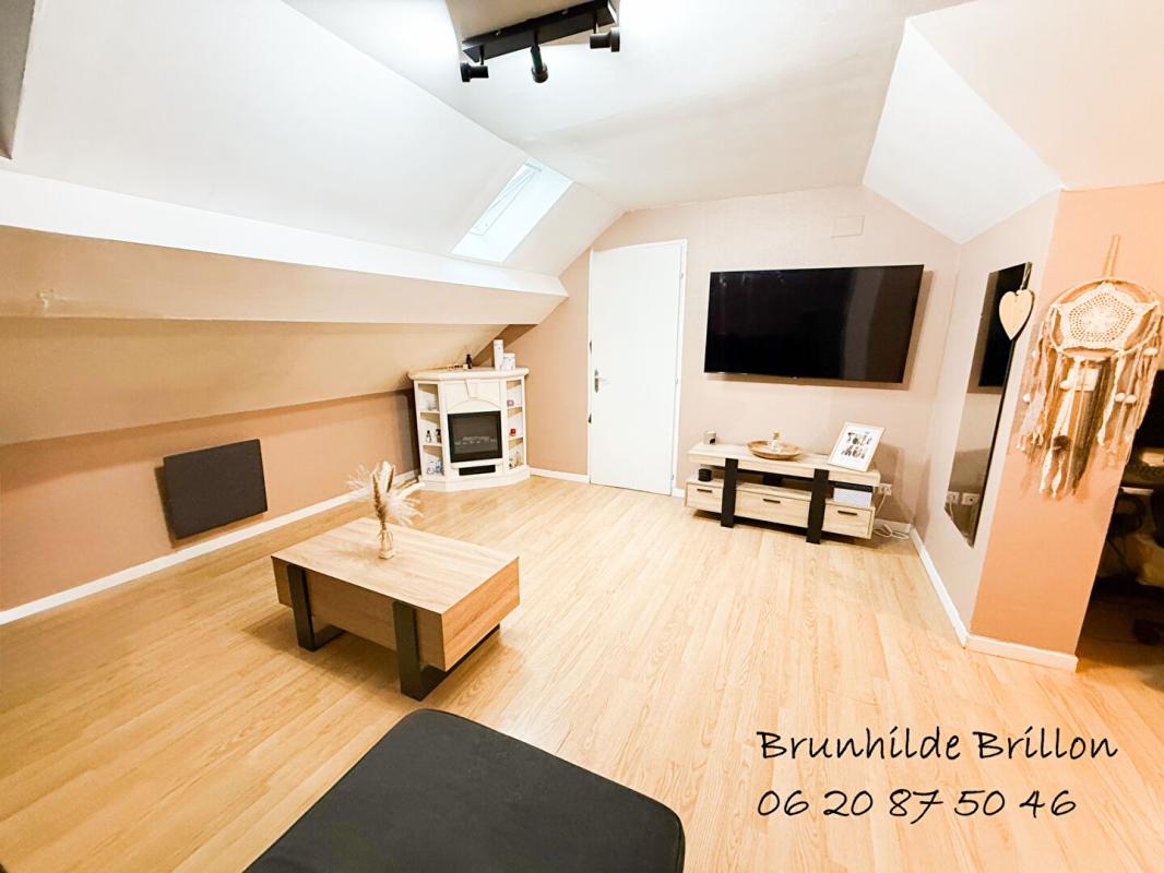 LIEVIN Liévin, appartement  duplex , 1 chambre, stationnement 4