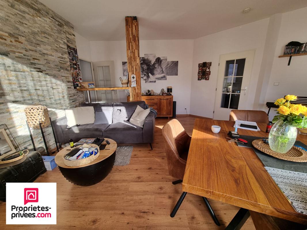 LENS Appartement hyper-centre de LENS, 4 pièces, 2 chambres, 71m2 1