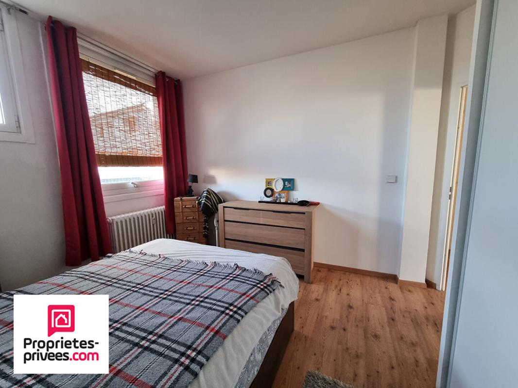 LENS Appartement hyper-centre de LENS, 4 pièces, 2 chambres, 71m2 7