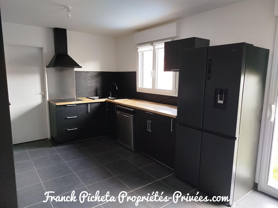 CARVIN Proche Carvin, maison individuelle semi plain-pied, 5 pièces, 4 chambres 5