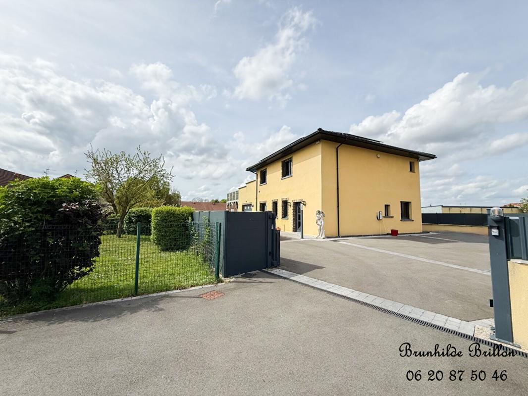 LENS Pavillon 215m², 3 chambres, bureau, garage, piscine, jardin 18