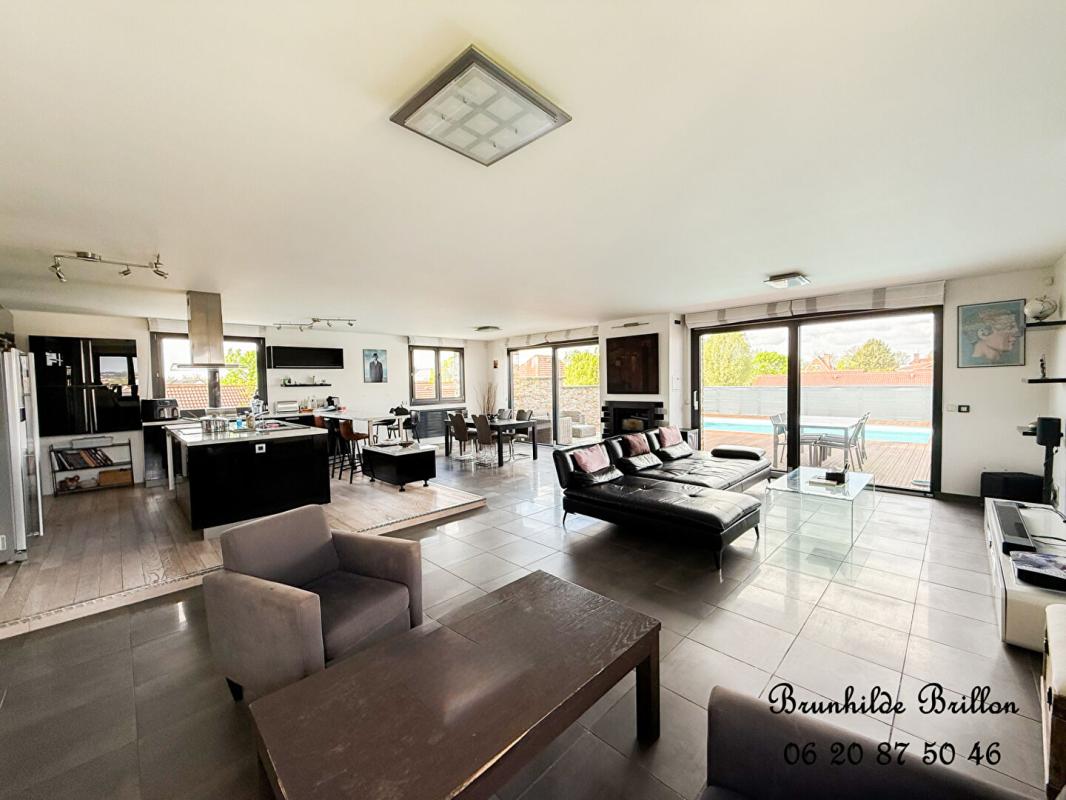 LENS Pavillon 215m², 3 chambres, bureau, garage, piscine, jardin 5