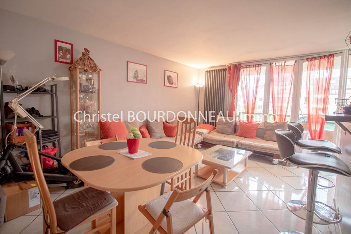 Appartement Champs Sur Marne 3 pièce(s) 65 m2