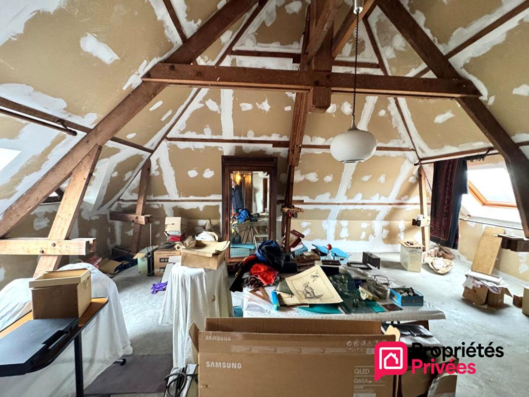 BOULOGNE-SUR-MER Votre agence "Propriétés-Privées" vous propose : 7