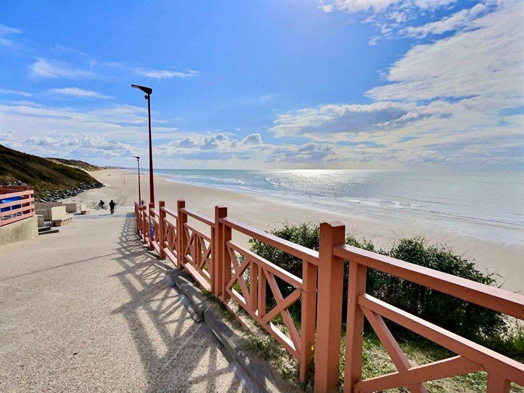 EQUIHEN-PLAGE Jolie Villa rénovée avec aperçu mer, Équihen-Plage (proche Hardelot)  3 chambres 10