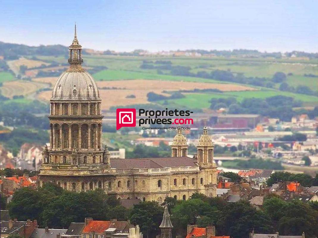 BOULOGNE-SUR-MER Votre agence "Propriétés Privées. com" vous propose : 4