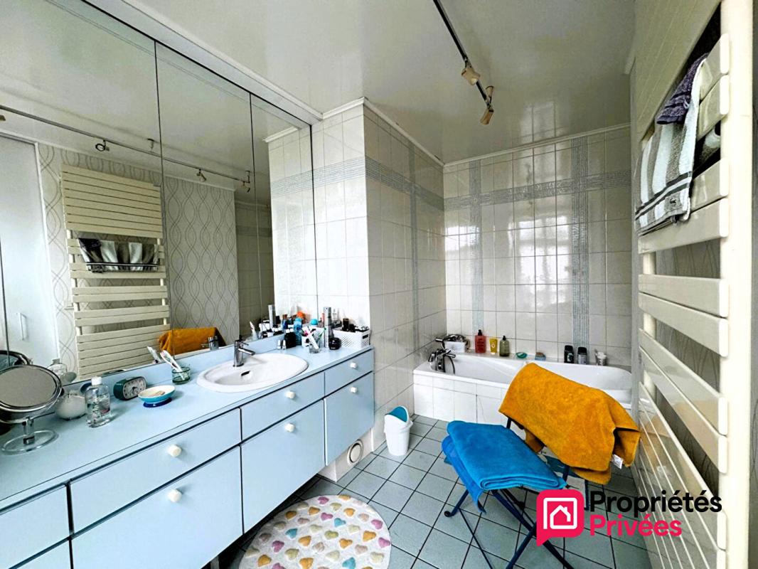 BOULOGNE-SUR-MER Votre agence "PROPRIETES PRIVEES COTE D'OPALE" vous propose : 8