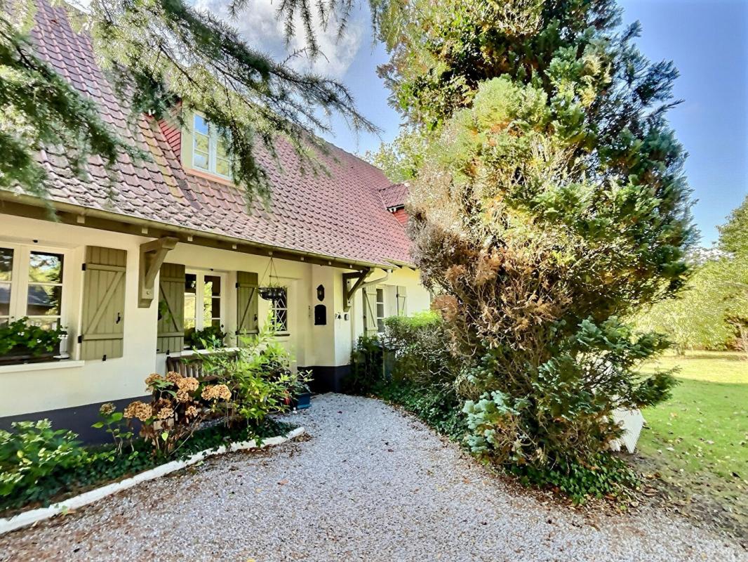 CUCQ Jolie Propriété sur 4136M2 avec piscine 2