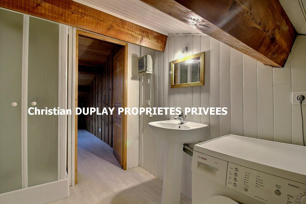 MARLHES Marlhes 42660 dans un hameau à 1,5 km du centre du village, maison traditionnelle sur sous-sol  124m² habitables 4 chambres sur 1600m² de terrain plat 14