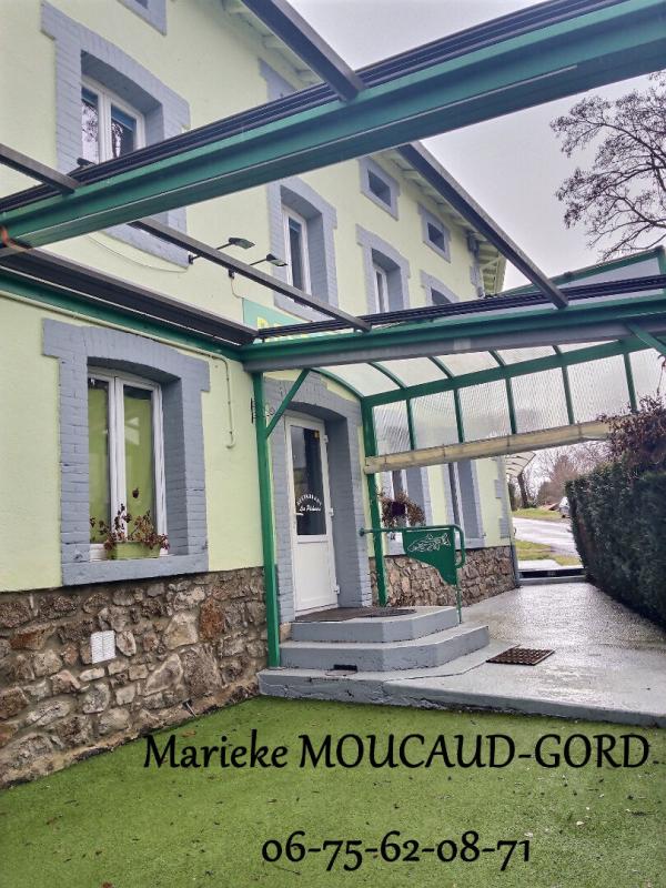 BEAUZAC Beauzac Restaurant avec son habitation et son gîte sur 1000m² de terrain clos 299 000 8