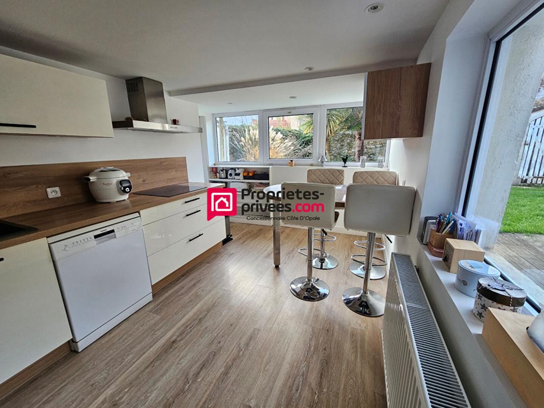 BOULOGNE-SUR-MER PROPRIETES PRIVEES COTE D'OPALE  vous propose : 3