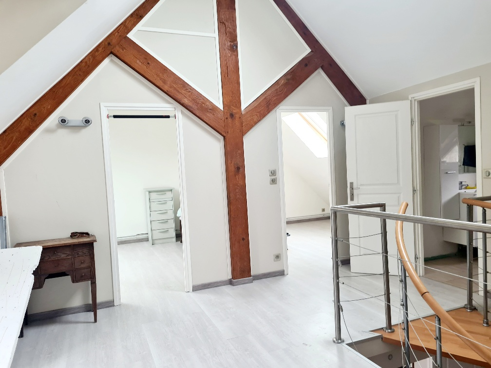 ECHINGHEN PROPRIETES PRIVEES COTE D'OPALE  vous propose : 12