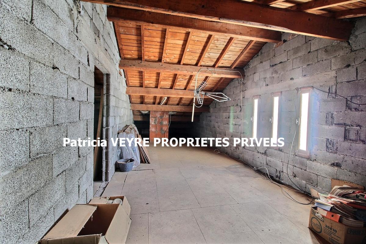 BOURG-ARGENTAL Bourg Argental (42220) Maison sur sous-sol complet 84 m² habitables plus combles sur 1 157 m² de terrain 10