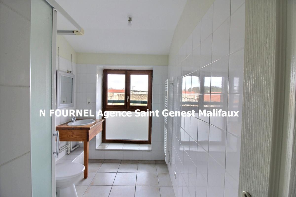 JONZIEUX Jonzieux 42660 appartement 78m² 3 chambres  A LOUER 5