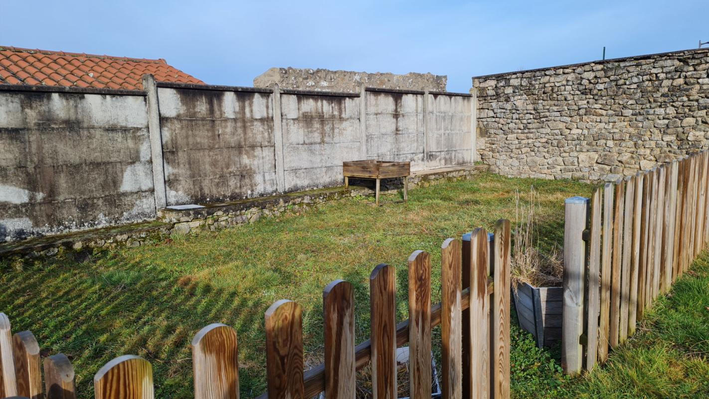 JONZIEUX Jonzieux 42660 appartement 78m² 3 chambres  A LOUER 7