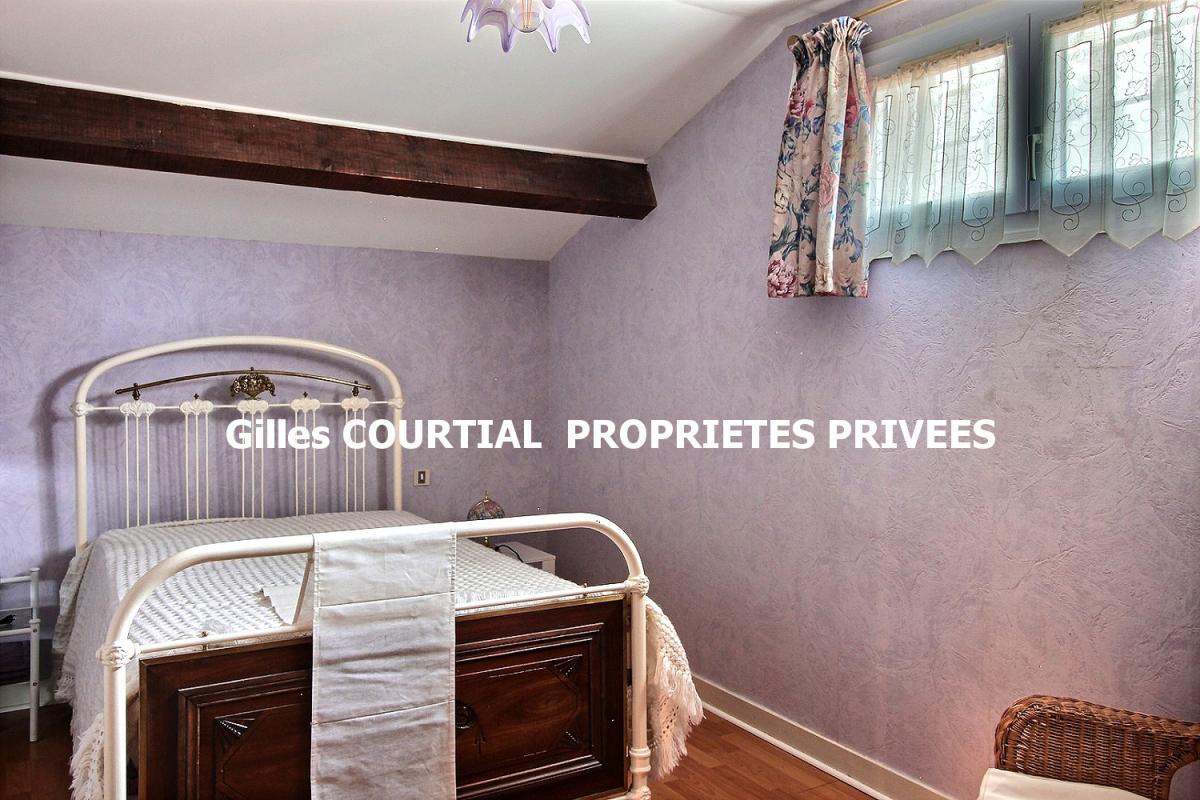 ESPALY-SAINT-MARCEL Espaly-Saint-Marcel 43000 maison individuelle sur 2 niveaux 158 m² 5 chambres double garage cave sur 995 m² de terrain 6