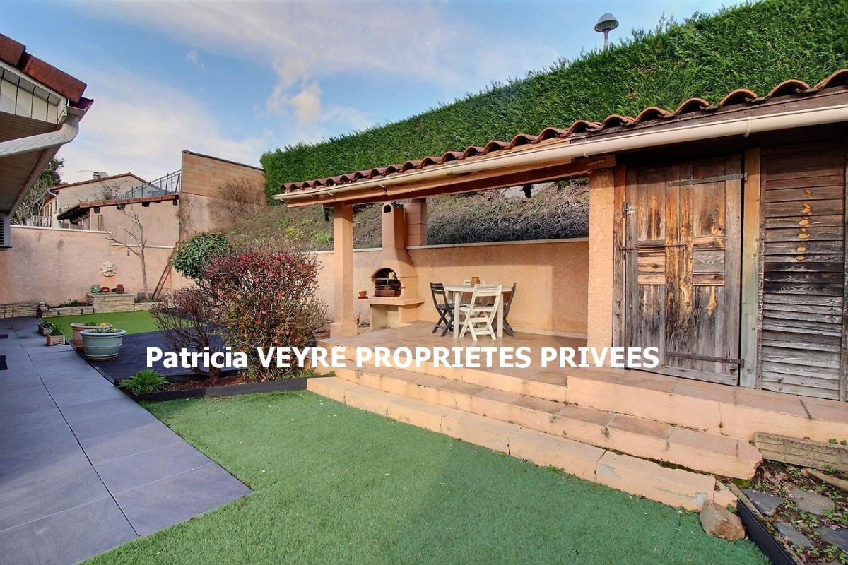 SAINT-ETIENNE SAINT-ETIENNE St Jean Bonnefond, Terrenoire. Maison 101 m² habitables 4 chambres sous-sol et jardin de 452 m² 2