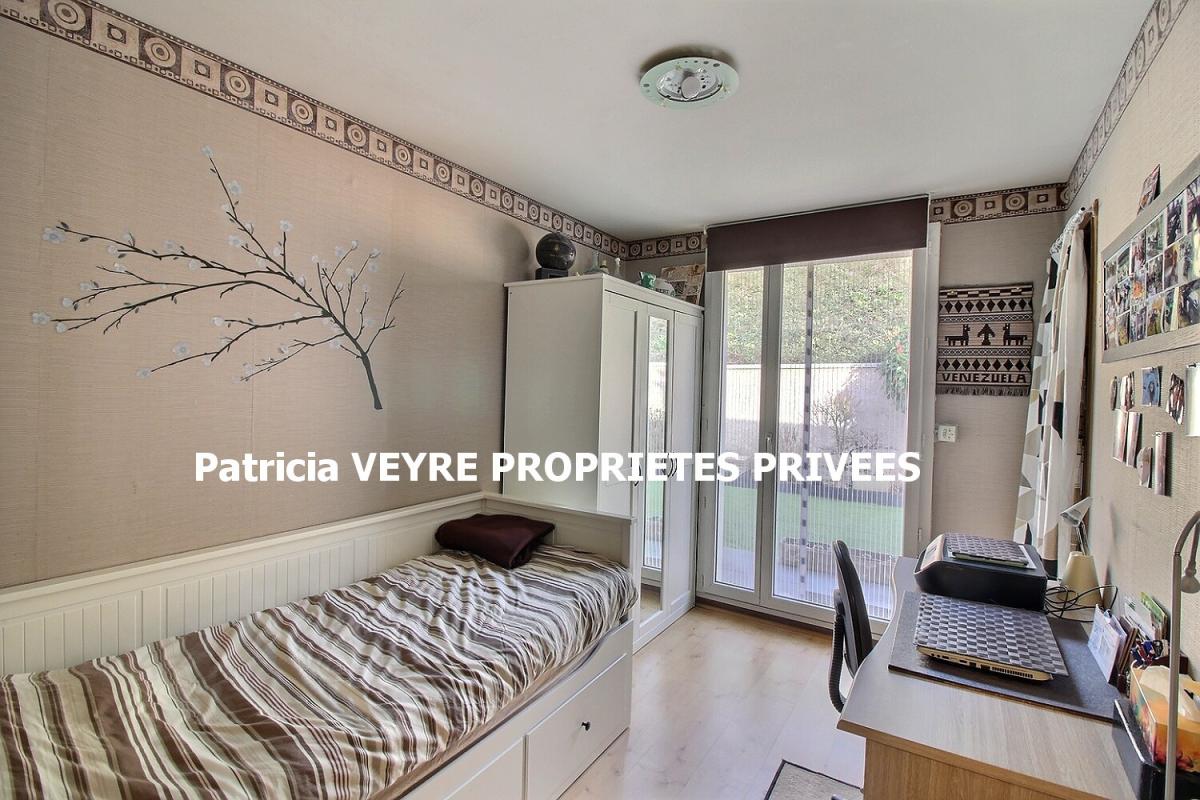 SAINT-ETIENNE SAINT-ETIENNE St Jean Bonnefond, Terrenoire. Maison 101 m² habitables 4 chambres sous-sol et jardin de 452 m² 8