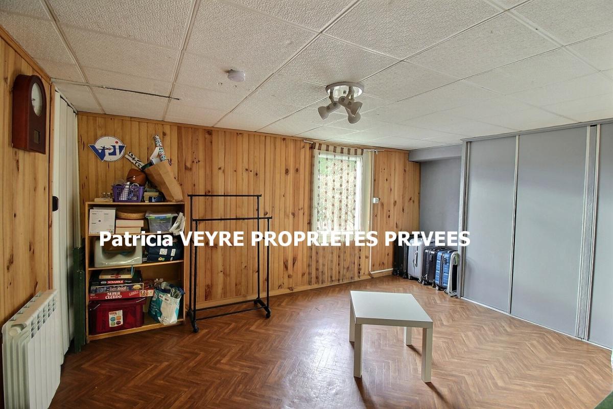 SAINT-ETIENNE SAINT-ETIENNE St Jean Bonnefond, Terrenoire. Maison 101 m² habitables 4 chambres sous-sol et jardin de 452 m² 9