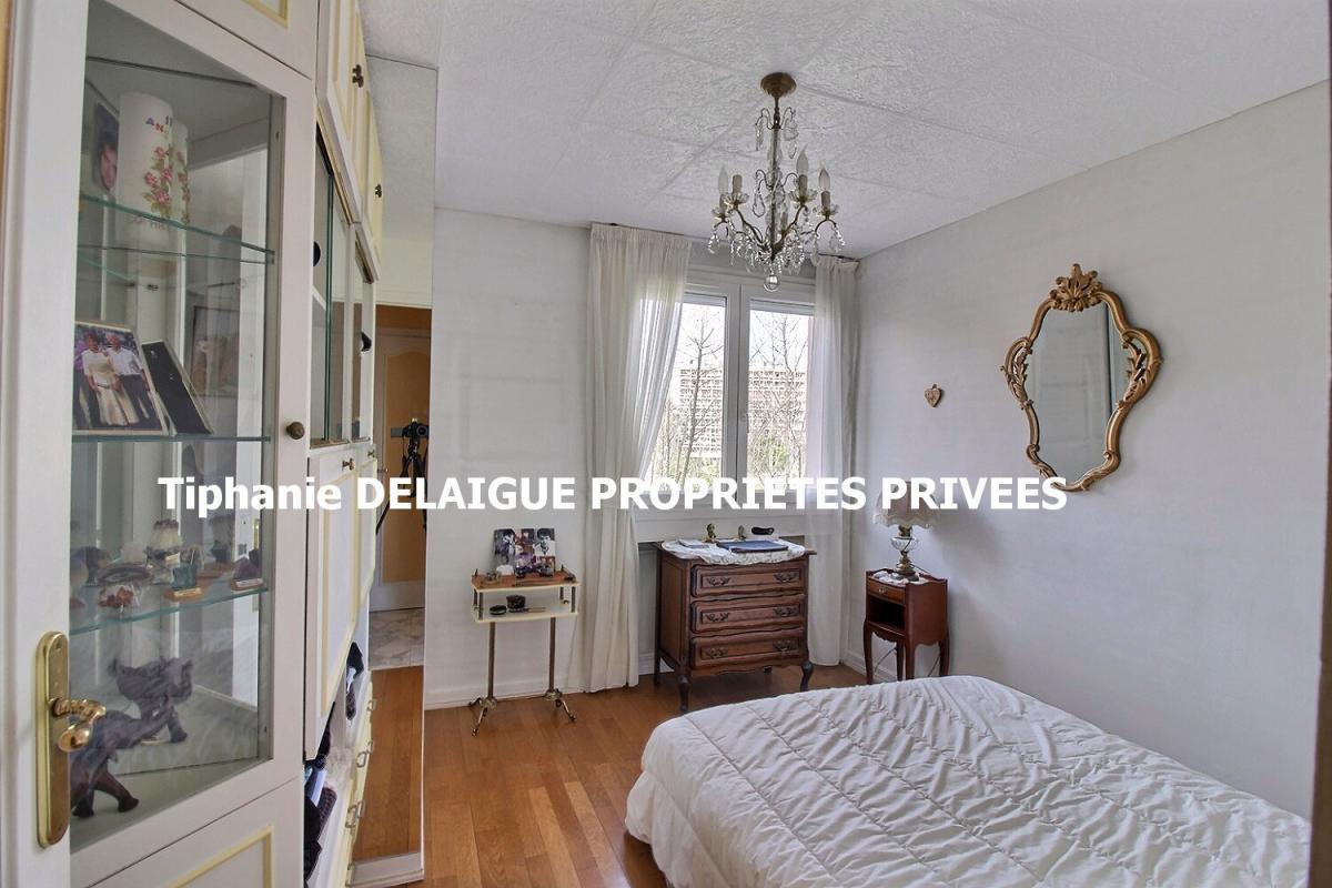 SAINT-ETIENNE Saint Etienne Cours Fauriel appartement 78.41 m² habitables 2 chambres GARAGE CAVE 6