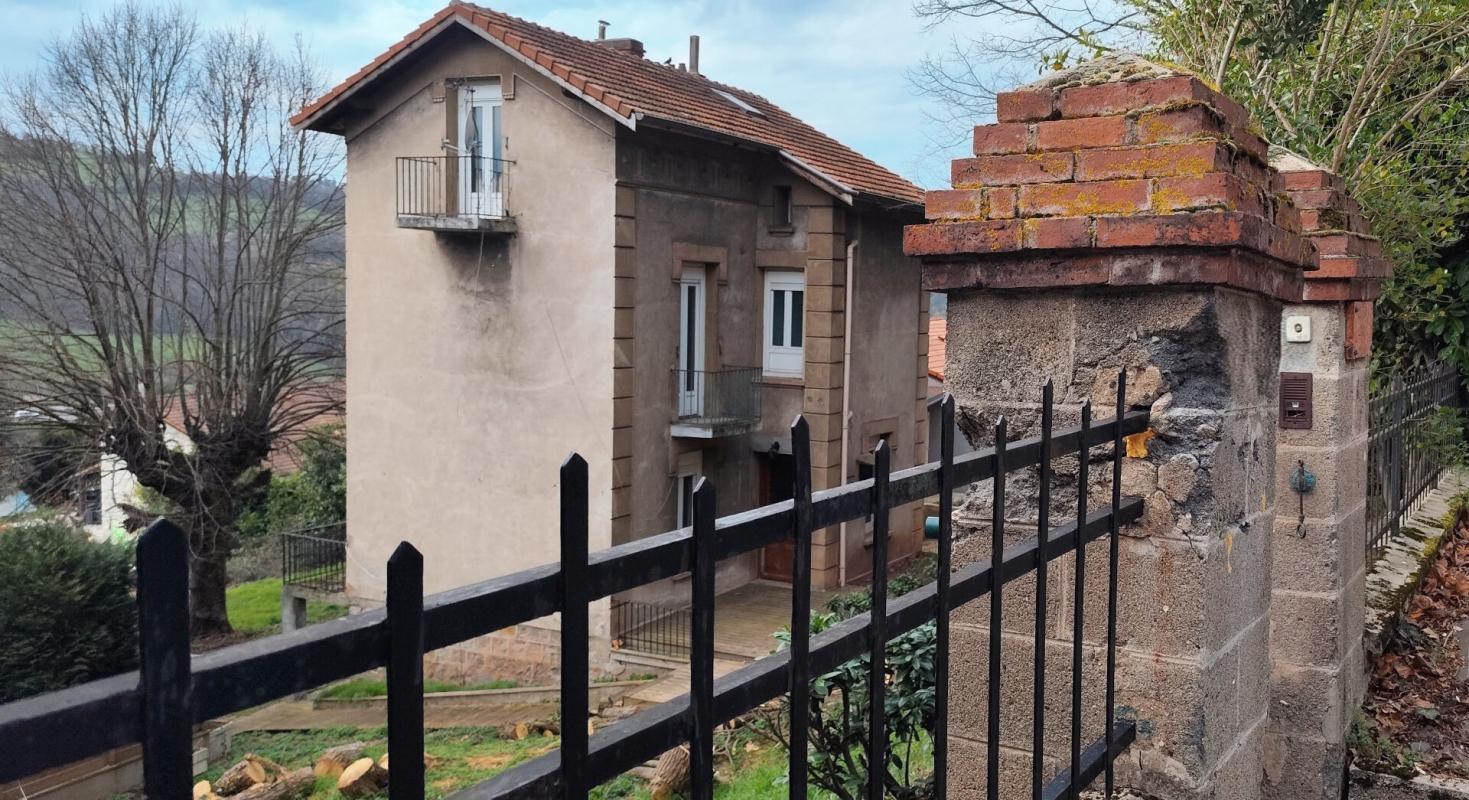 LA FOUILLOUSE La FOUILLOUSE 42480  Maison des années 30, 4 chambres, garage, sur 900m² de terrain 15