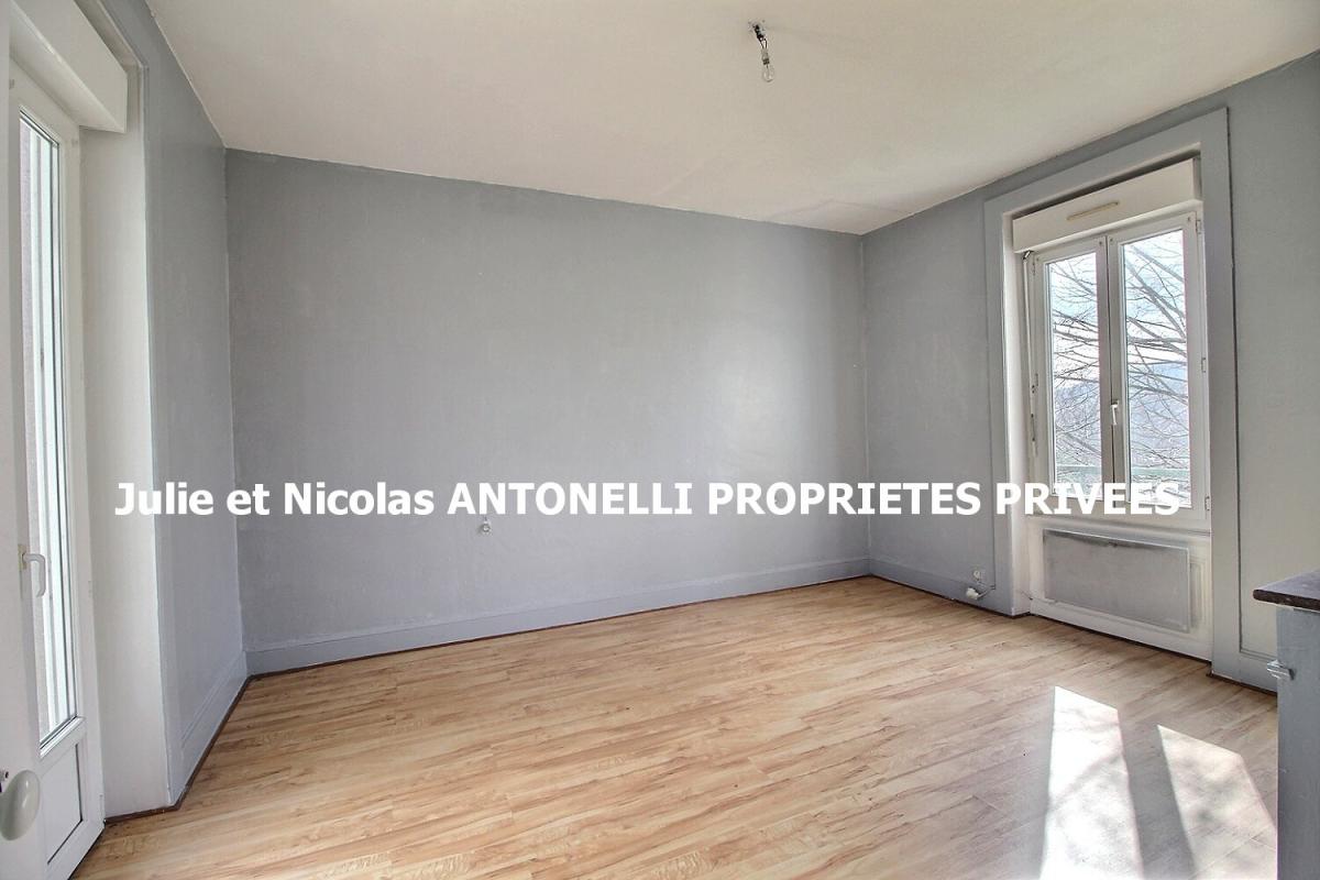 LA FOUILLOUSE La FOUILLOUSE 42480  Maison des années 30, 4 chambres, garage, sur 900m² de terrain 16