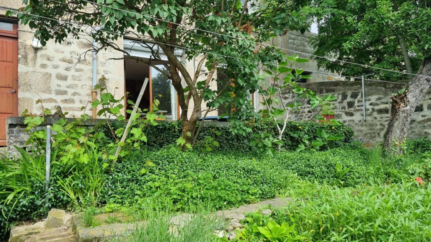 SAINT-ETIENNE Saint Etienne 42000 Secteur Sainte Barbe appartement 121m² 6 chambres, garage, cave 10