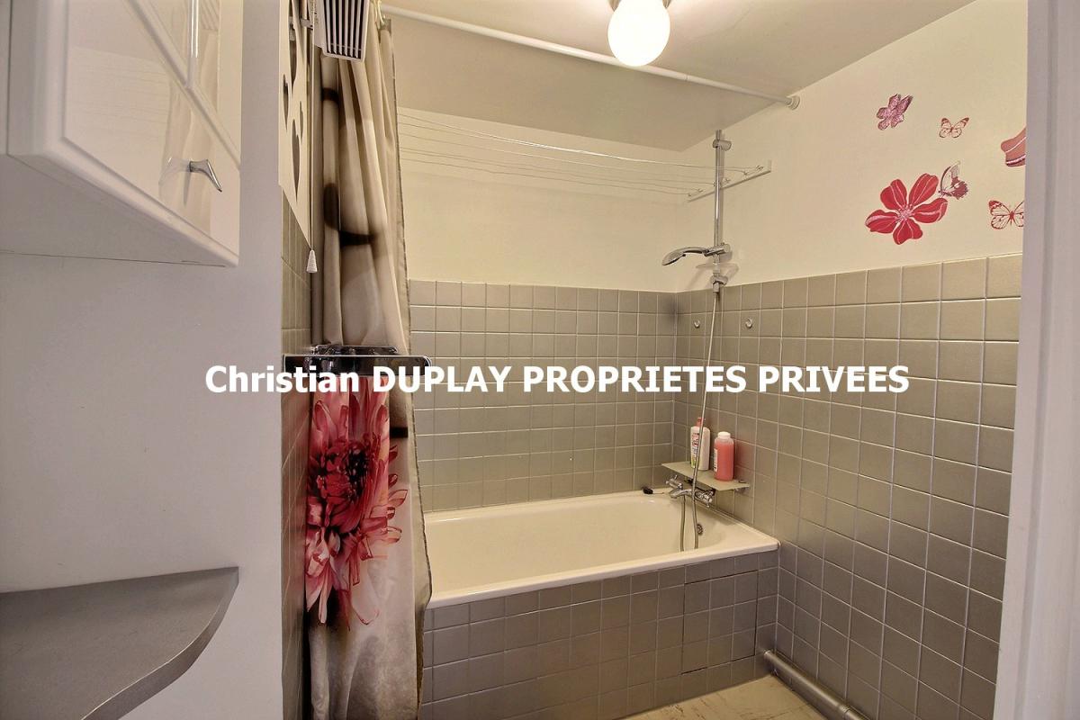 SAINT-ETIENNE Saint Etienne 42000 Secteur Sainte Barbe appartement 121m² 6 chambres, garage, cave 12