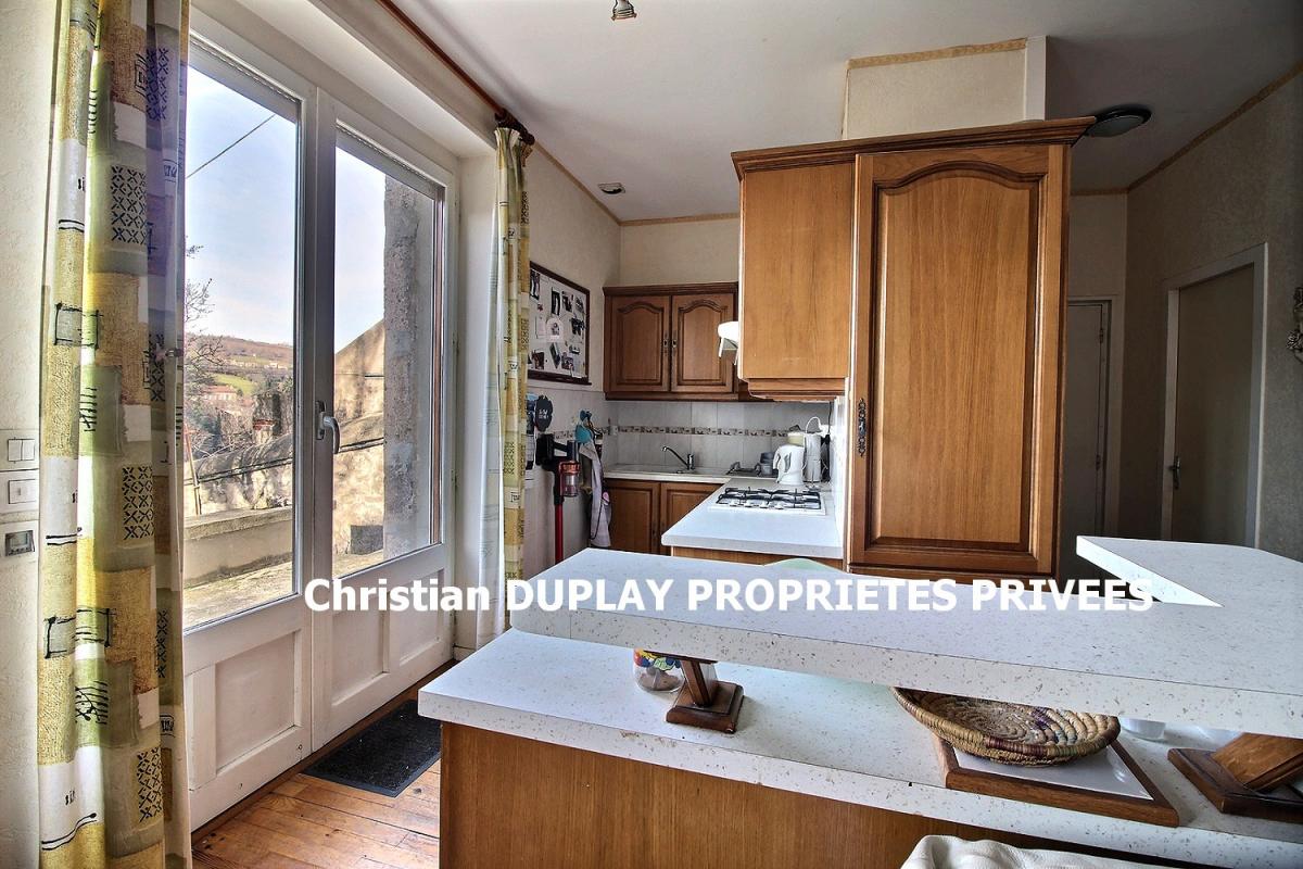 SAINT-ETIENNE Saint Etienne 42000 Secteur Sainte Barbe appartement 121m² 6 chambres, garage, cave 3