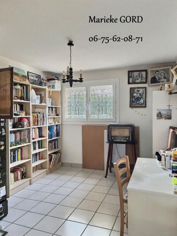 UNIEUX Unieux 42240 maison individuelle des années 70 sur sous sol complet 131m² habitables 4 chambres 3 garages 1 piscine sur 1190m² de terrain 11