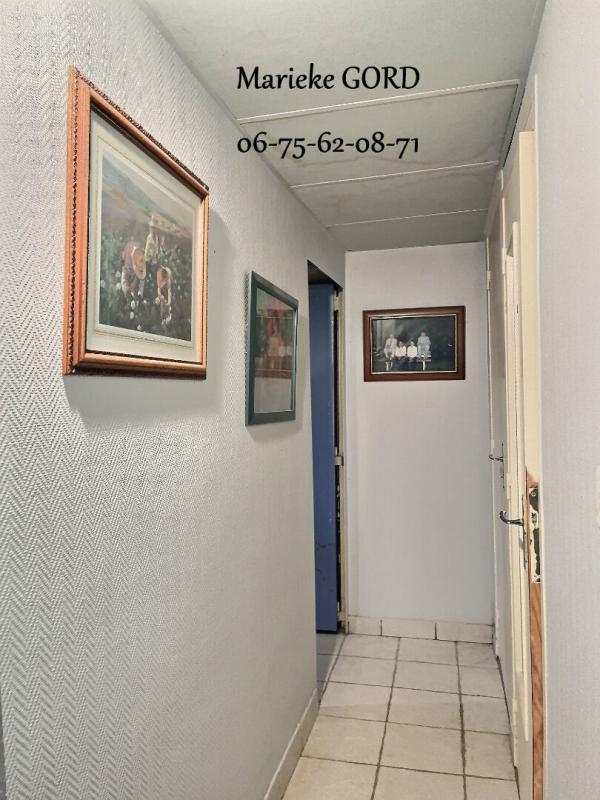 UNIEUX Unieux 42240 maison individuelle des années 70 sur sous sol complet 131m² habitables 4 chambres 3 garages 1 piscine sur 1190m² de terrain 12