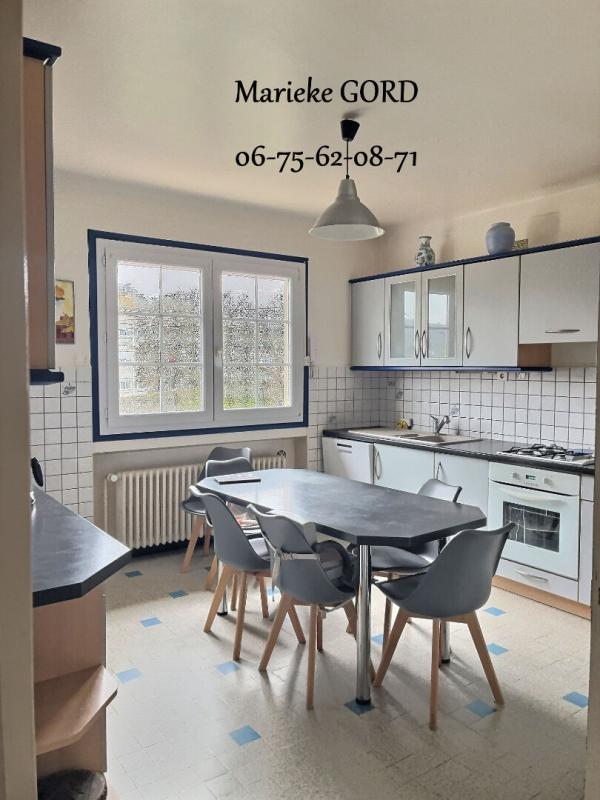 UNIEUX Unieux 42240 maison individuelle des années 70 sur sous sol complet 131m² habitables 4 chambres 3 garages 1 piscine sur 1190m² de terrain 8