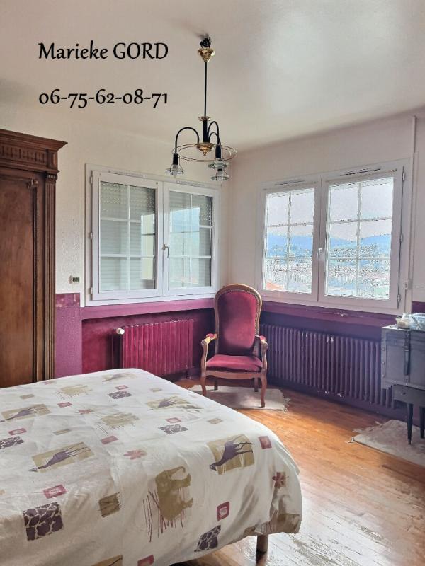 UNIEUX Unieux 42240 maison individuelle des années 70 sur sous sol complet 131m² habitables 4 chambres 3 garages 1 piscine sur 1190m² de terrain 9