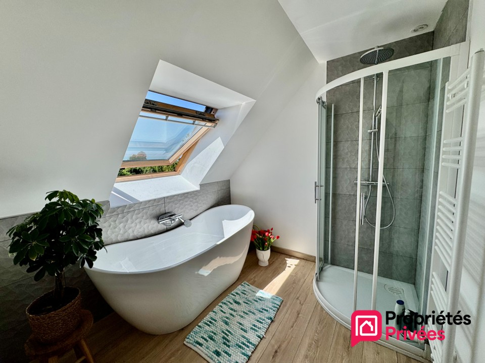 BEUVREQUEN PROPRIETES PRIVEES COTE D'OPALE vous propose : 9