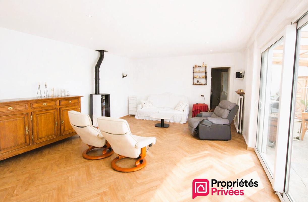 VALENCIENNES PROPRIETES PRIVEES COTE D'OPALE vous propose : 1