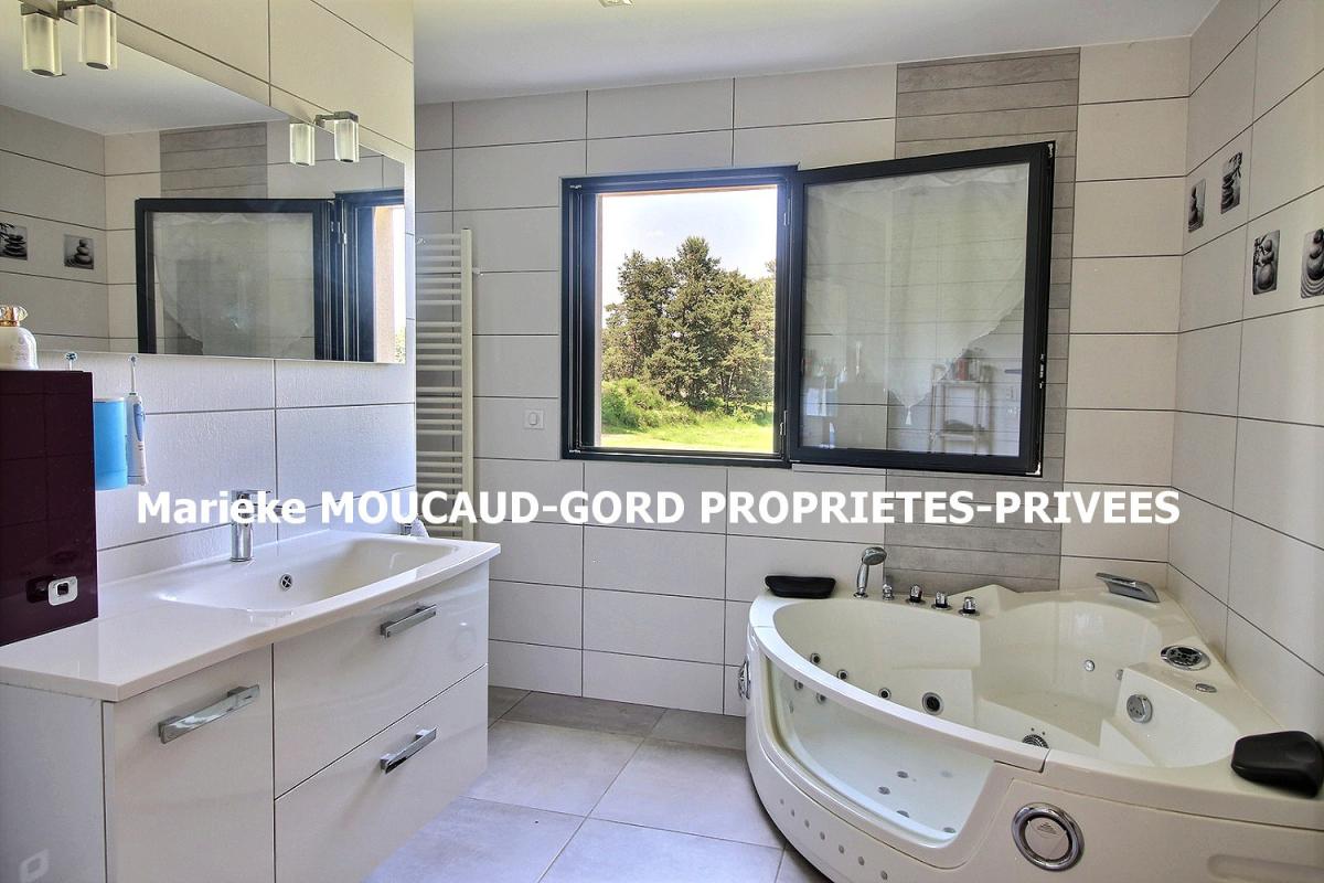 CRAPONNE-SUR-ARZON Craponne-sur-Arzon (43500) Très belle maison de 195 m² 5 chambres 3 garages sur 9700m² terrain 13