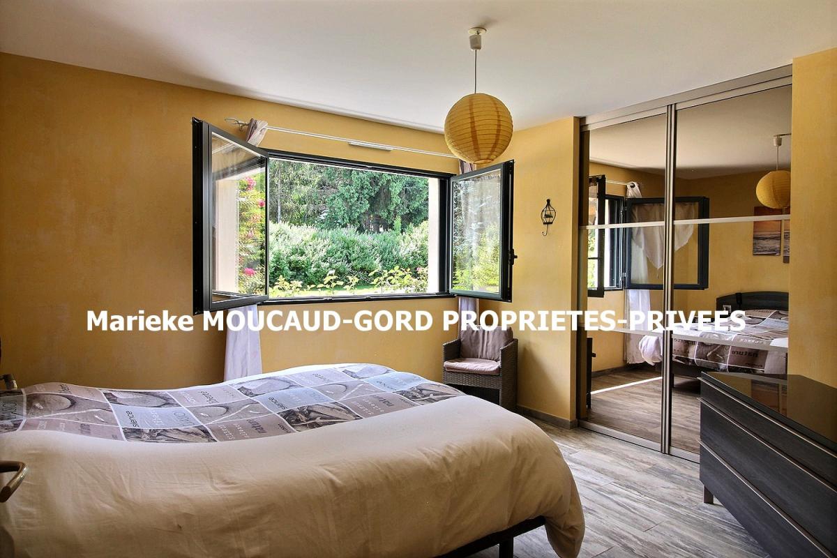 CRAPONNE-SUR-ARZON Craponne-sur-Arzon (43500) Très belle maison de 195 m² 5 chambres 3 garages sur 9700m² terrain 9