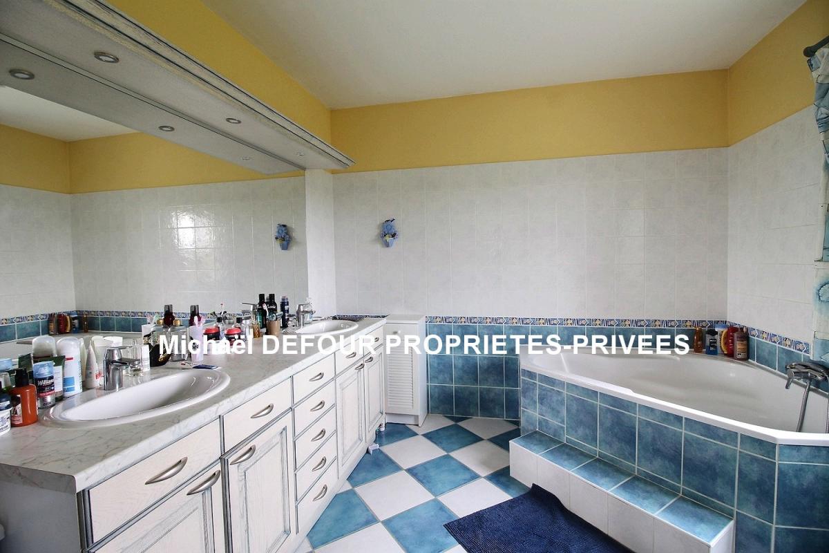 MONISTROL-SUR-LOIRE Monistrol-sur-Loire 43120 maison de 162 m² 4 chambres garage sur 1358 m² de terrain 16