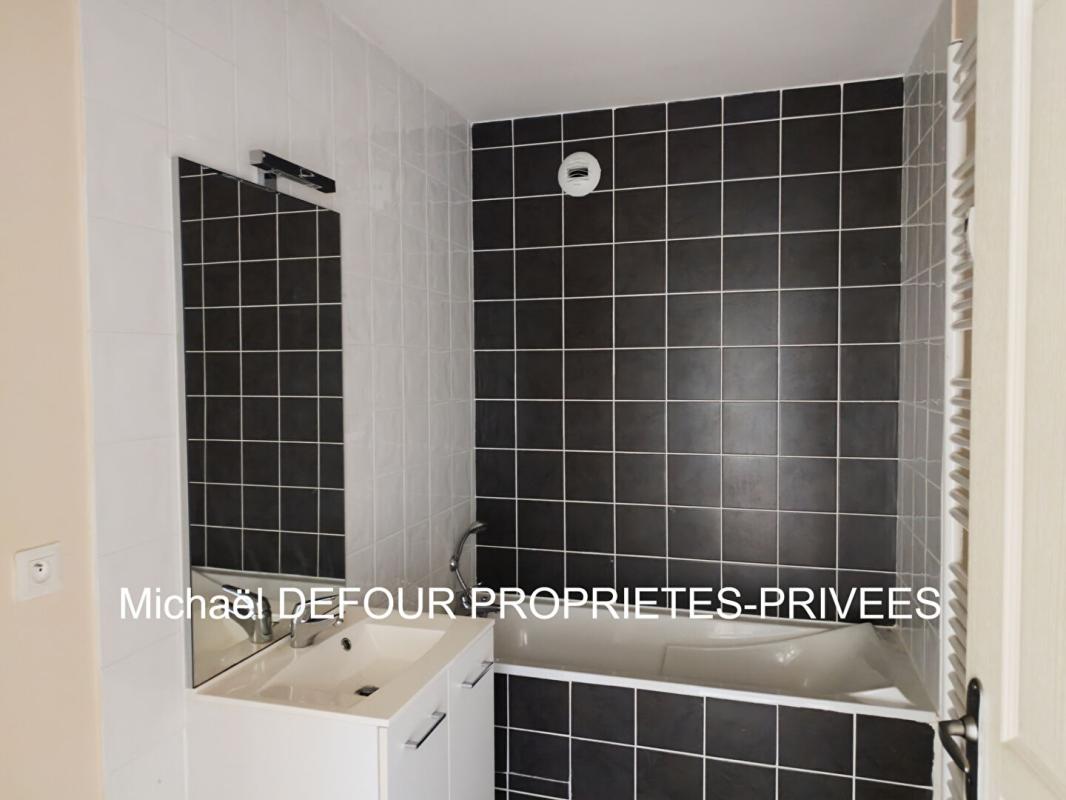 SAINT-MAURICE-DE-LIGNON Saint Maurice De Lignon 43200 appartement type T3 de 64 m² 2 chambres 7