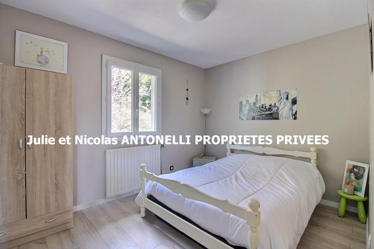 FRAISSES Unieux 42490 Maison 137 m² 4 chambres avec piscine et deux garages 10