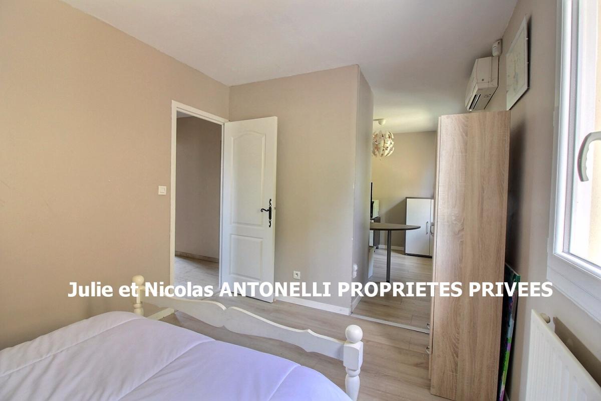 FRAISSES Unieux 42490 Maison 137 m² 4 chambres avec piscine et deux garages 11