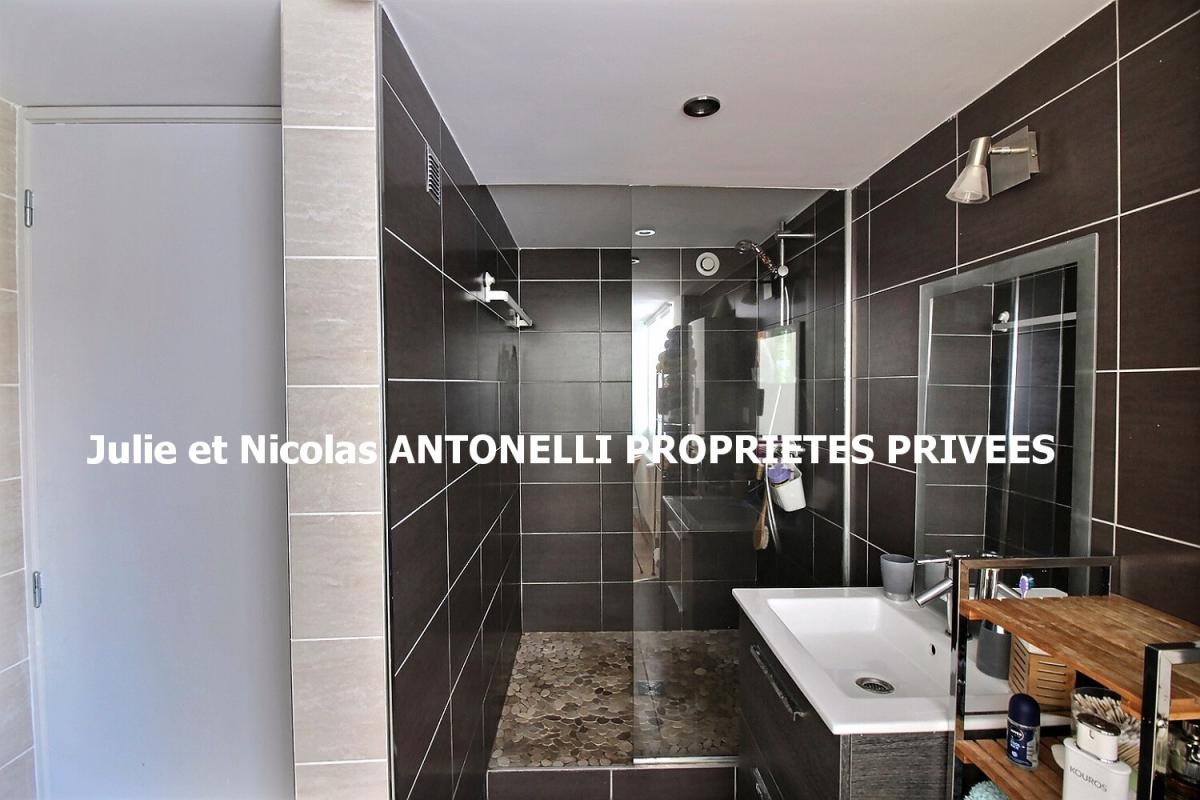 FRAISSES Unieux 42490 Maison 137 m² 4 chambres avec piscine et deux garages 8