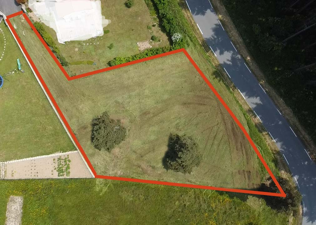 DUNIERES Dunières 43220 terrain constructible viabilisé environ 1218 m², très bonne exposition et vue dégagée 2