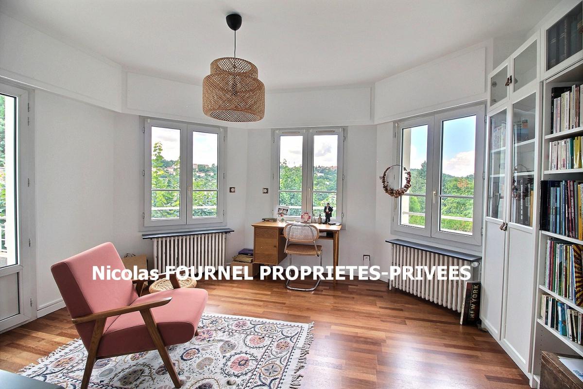 SAINT-ETIENNE Saint Etienne maison de Maître de 275 m² 5 chambres, avec piscine, dépendance et carport sur 1900m² de terrain 10