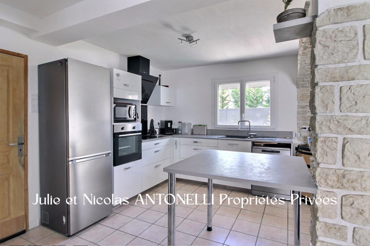 FIRMINY Maison 5 pièce(s) 92 m2, 3 chambres, garage et jardin 5