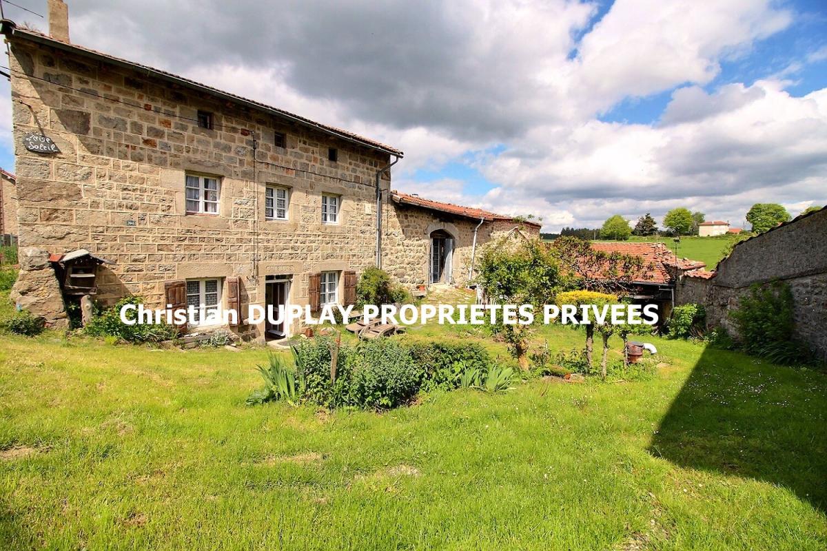 MARLHES Entre Saint Genest Malifaux et Marlhes 42660 Corps de ferme en pierre sur environ 914m² de terrain  attenant 1